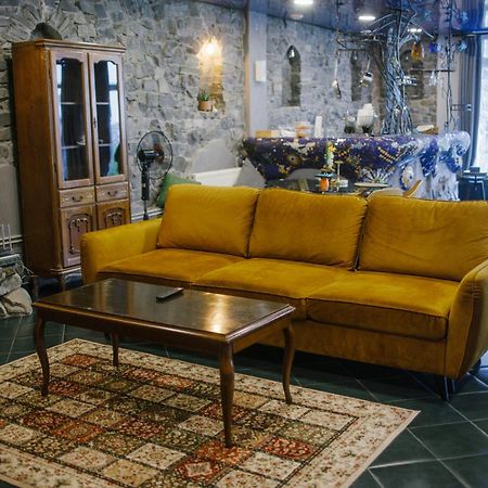 Gaudi Apartment In Lviv Extérieur photo