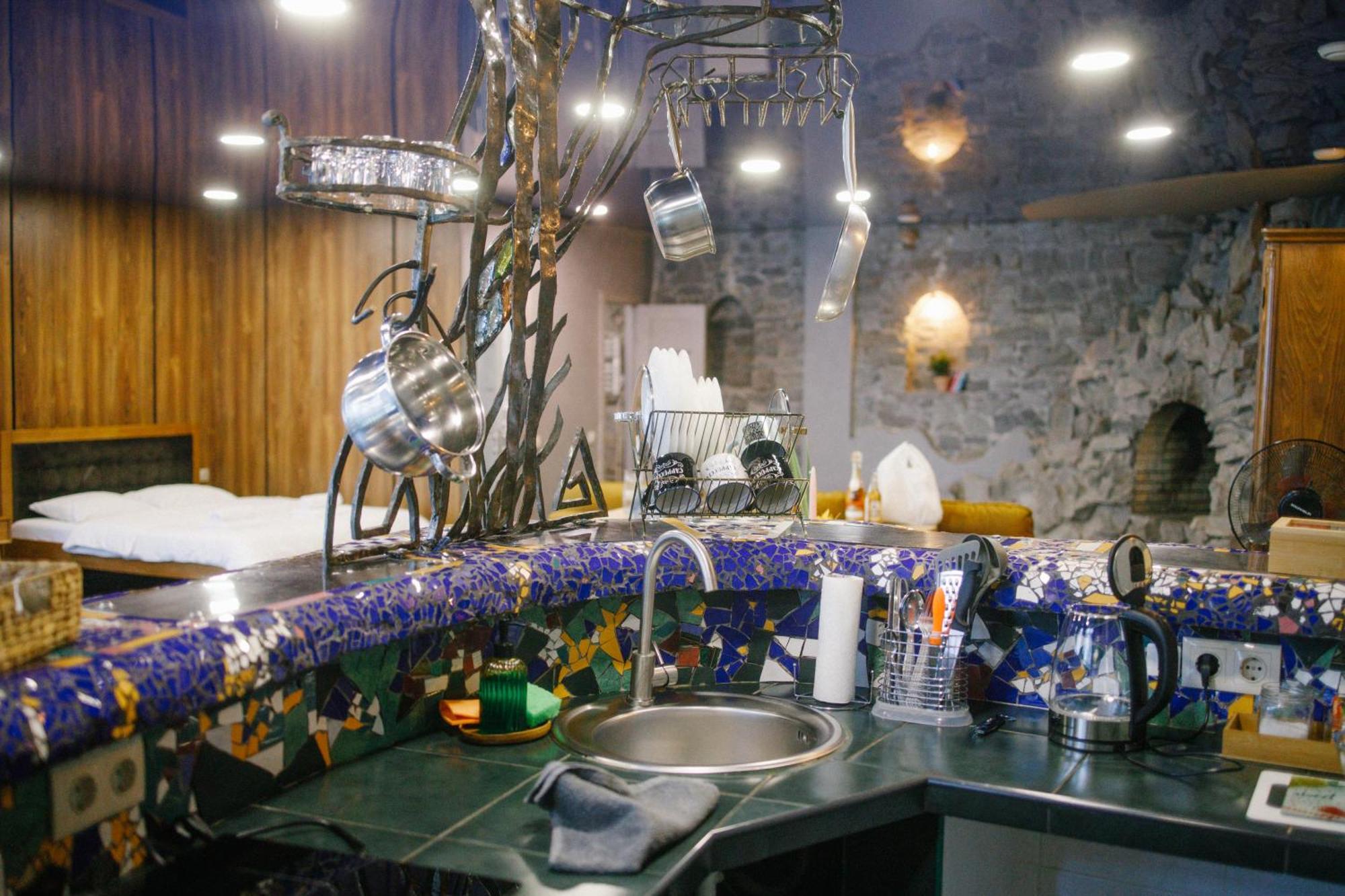Gaudi Apartment In Lviv Extérieur photo